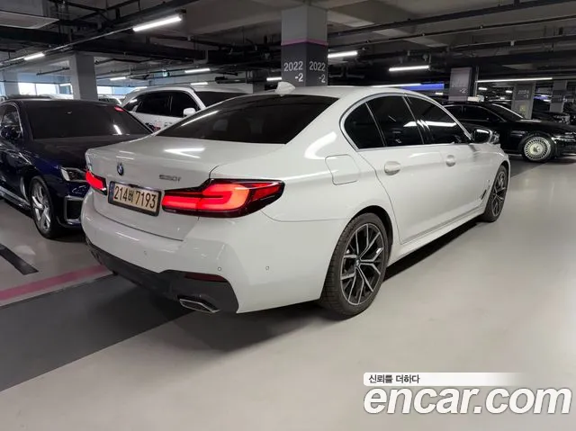 BMW 5 Series G30 — Фото автомобиля 3