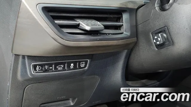 Kia K8 Hybrid — Фото автомобиля 27