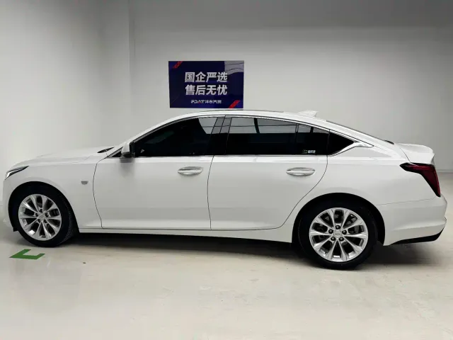 Cadillac CT5 — Фото автомобиля 9