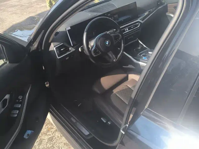 BMW i3 — Фото автомобиля 9