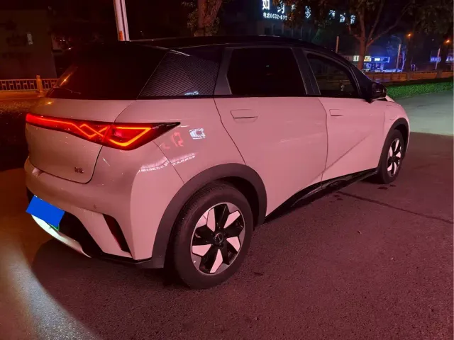 BYD Dolphin — Фото автомобиля 8
