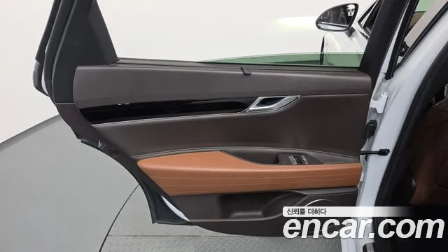 Genesis G80 RG3 — Фото автомобиля 14
