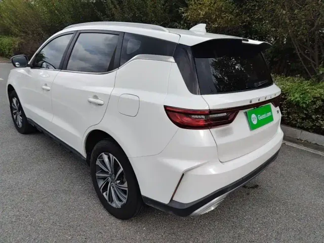Geely Vision X6 — Фото автомобиля 22