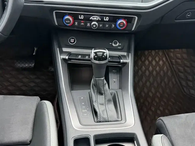 Audi Q3 — Фото автомобиля 13