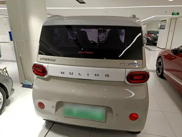 Wuling Hongguang Mini EV — Фото автомобиля 5