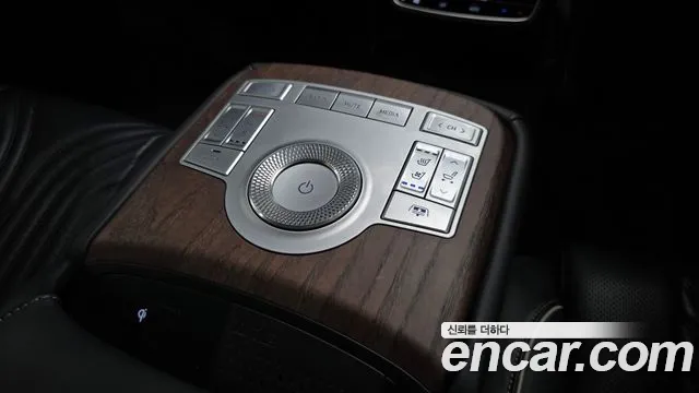 Genesis G80 Бензин 2.5 турбо AWD — Фото автомобиля 14