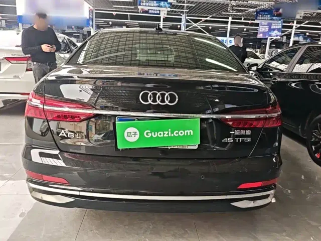 Audi A6L — Фото автомобиля 5