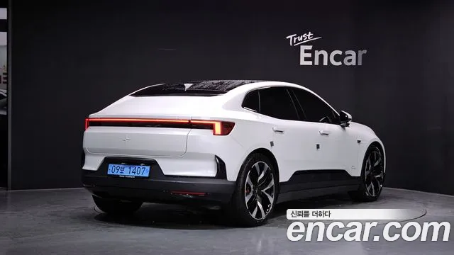 Polestar Polestar 4 — Фото автомобиля 2