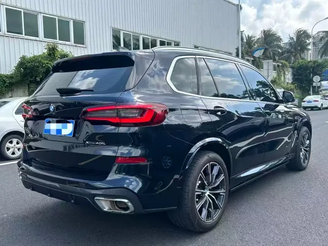 BMW X5 — Фото автомобиля 9