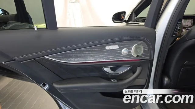 Mercedes-Benz E-Class W213 — Фото автомобиля 14