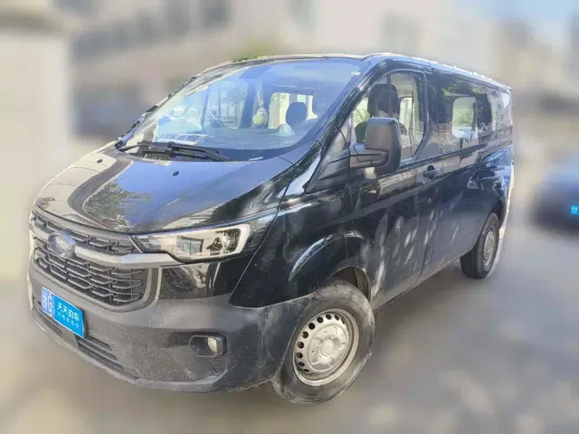 Фотография автомобиля — Ford Transit
