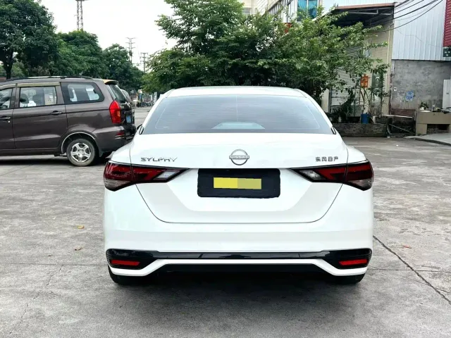 Nissan Sylphy — Фото автомобиля 8