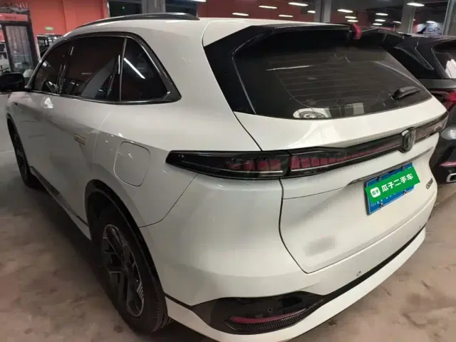 Changan CS75 Plus — Фото автомобиля 4