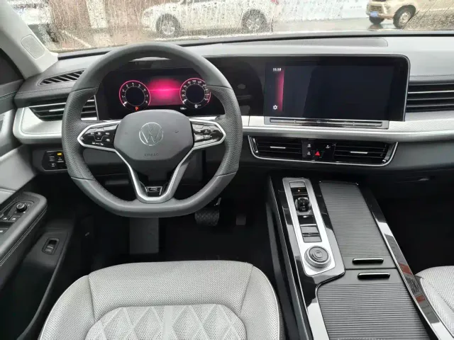 Volkswagen Talagon — Фото автомобиля 5