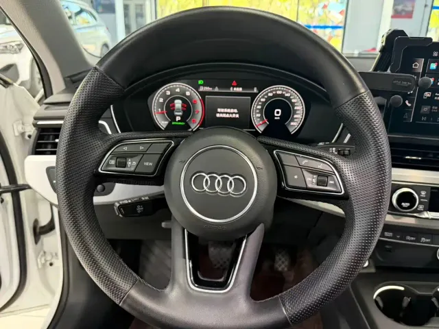 Audi A4L — Фото автомобиля 13