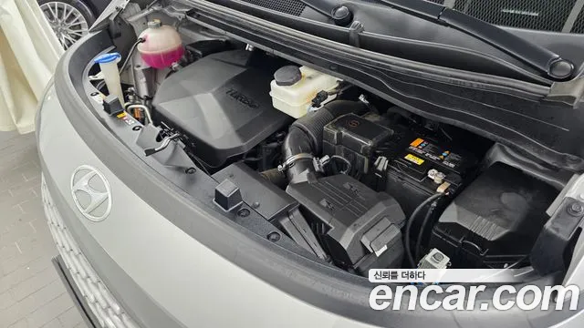 Hyundai Staria — Фото автомобиля 9