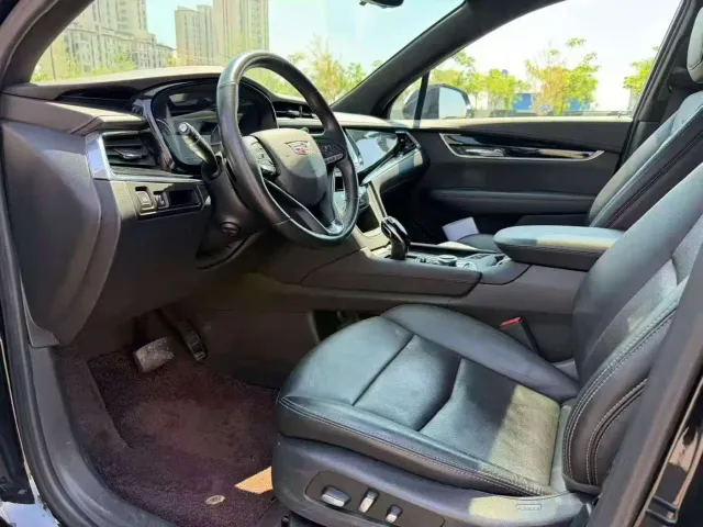 Cadillac XT6 — Фото автомобиля 4