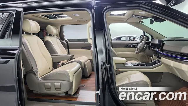 Kia Carnival 4th Gen — Фото автомобиля 15
