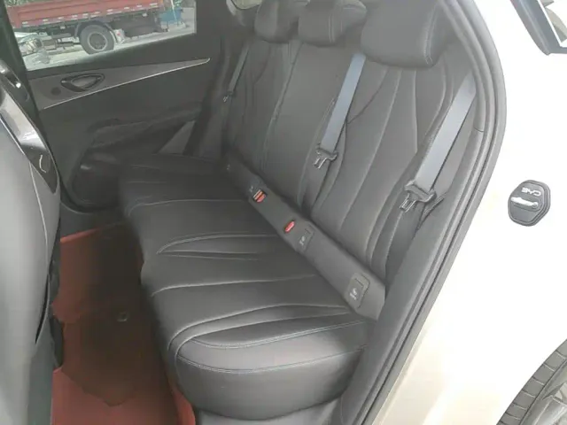BYD Seal 06 — Фото автомобиля 16