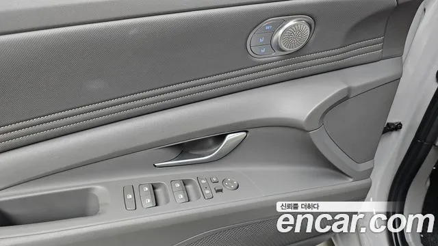 Hyundai AVANTE Avante (CN7) — Фото автомобиля 18