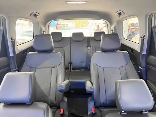Wuling Jiachen — Фото автомобиля 5