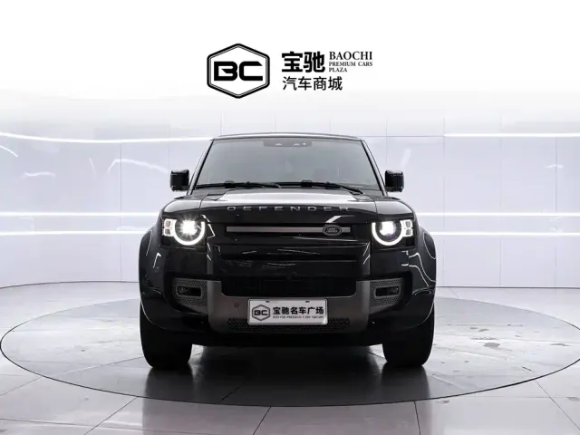 Land Rover Defender — Фото автомобиля 2