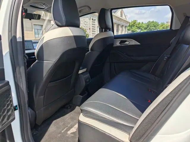 Geely Geometry E Firefly — Фото автомобиля 9