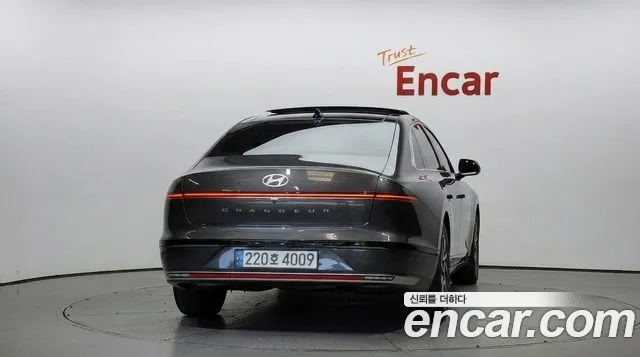 Hyundai Grandeur Grandeur (GN7) 2.5 Бензин 2WD — Фото автомобиля 2