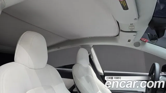 Tesla Model Y — Фото автомобиля 26
