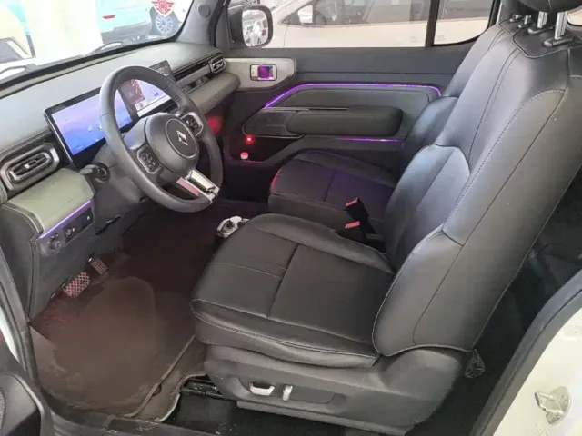 Baojun Yep — Фото автомобиля 14