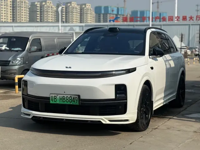 Фотография автомобиля — Li Auto L7