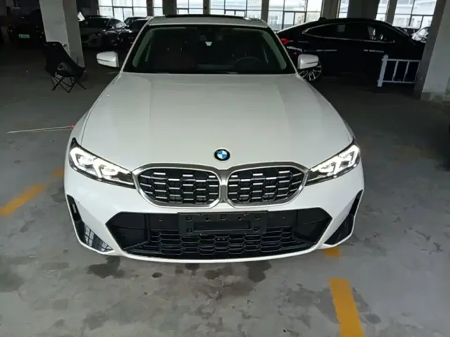 BMW 3 Series — Фото автомобиля 2
