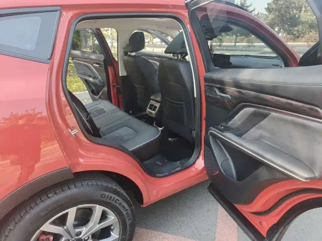 Haval H6 — Фото автомобиля 10