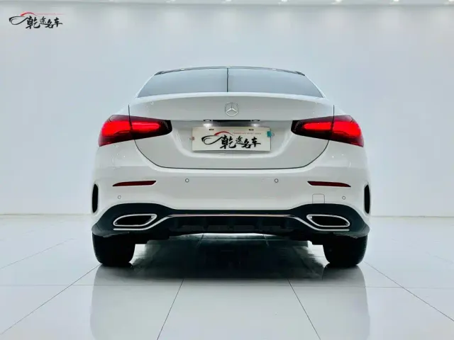 Mercedes-Benz A-Class — Фото автомобиля 6