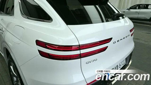 Genesis GV70 2.5T Бензин AWD — Фото автомобиля 20