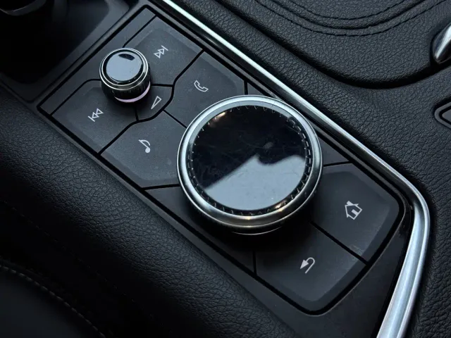 Cadillac XT5 — Фото автомобиля 10