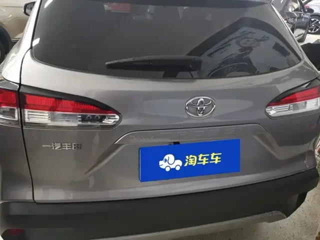 Toyota Corolla Cross — Фото автомобиля 4