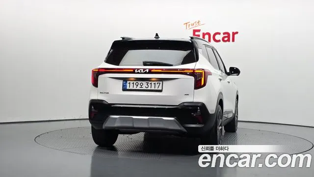 Kia Seltos New — Фото автомобиля 4