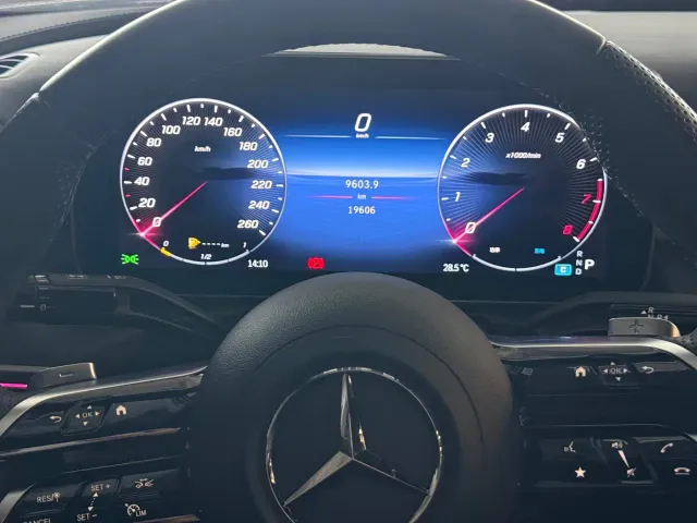 Mercedes-Benz C-Class — Фото автомобиля 9