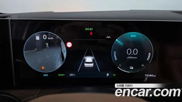 Hyundai Santa Fe MX5 — Фото автомобиля 11
