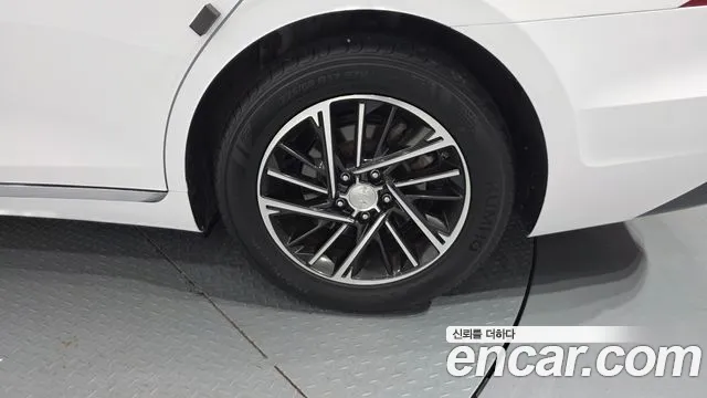 Hyundai Grandeur Новый Grandeur IG — Фото автомобиля 18