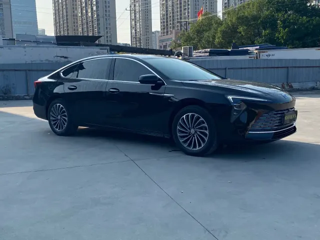 Buick LaCrosse — Фото автомобиля 3