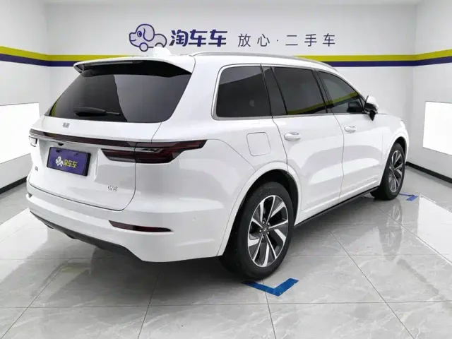 Li Auto ONE — Фото автомобиля 3