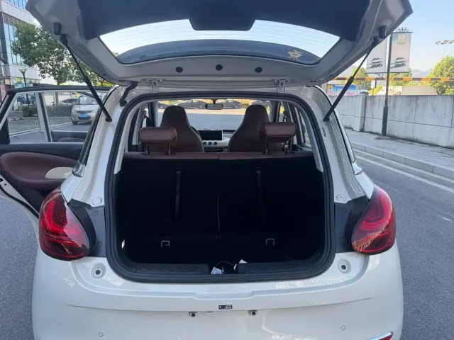 Wuling Motors Wuling Bingo 2024 333km Smart Connect Edition — Фото автомобиля 6