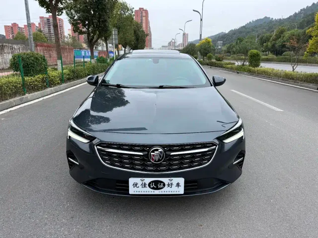 Buick Regal — Фото автомобиля 2