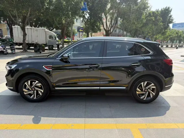 Hongqi HS5 — Фото автомобиля 3