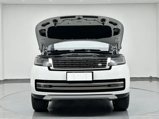 Land Rover Range Rover — Фото автомобиля 26