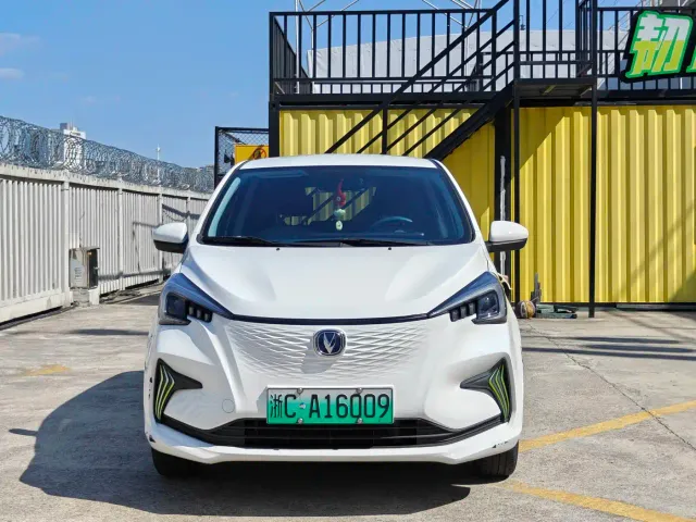 Changan Benben E-Star — Фото автомобиля 2