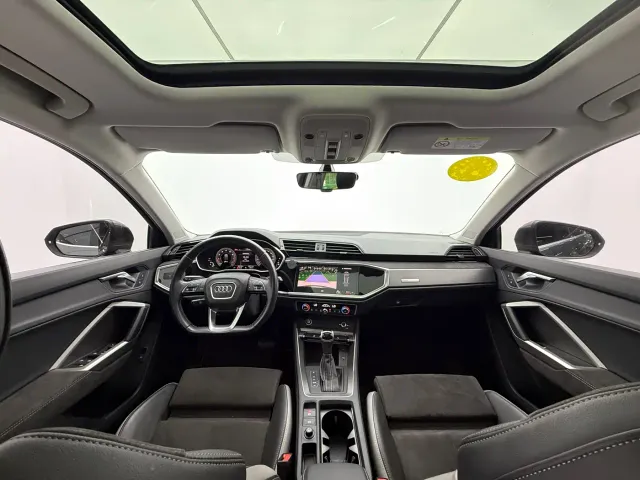 Audi Q3 — Фото автомобиля 10