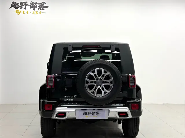 BAIC BJ40 — Фото автомобиля 16